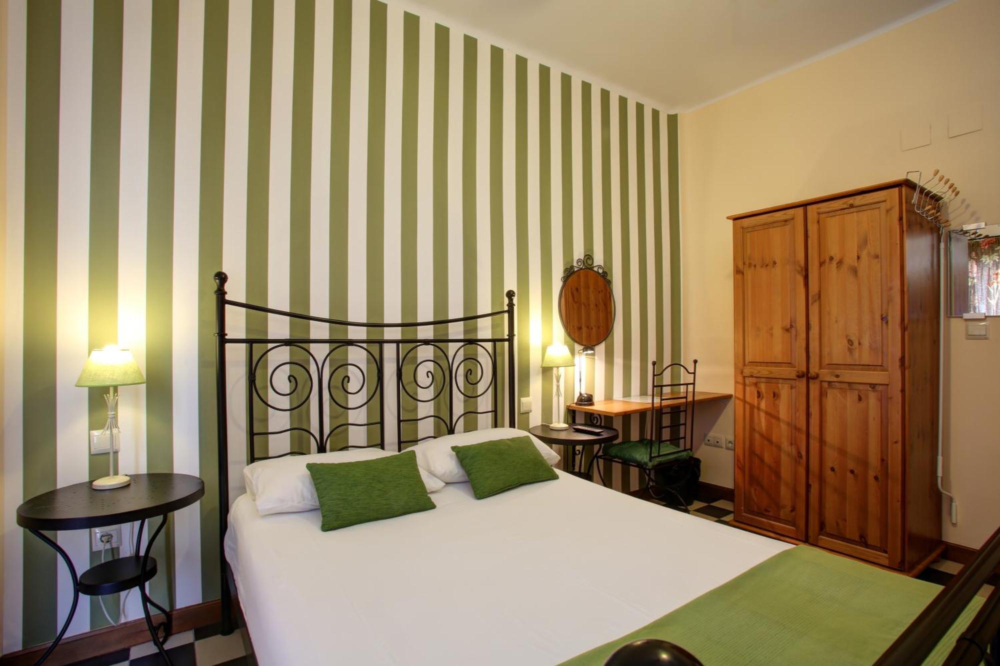 Malaga Lodge Guesthouse