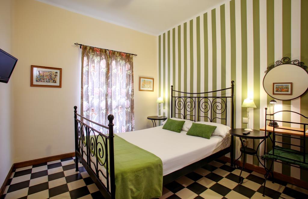 Gasthuis Malaga Lodge Guesthouse Málaga